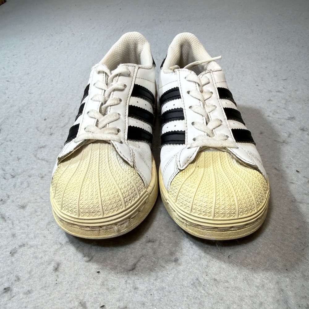 Adidas‎ Superstar Sneakers Kids Size 2 White Black Good Shell Toe FU7714